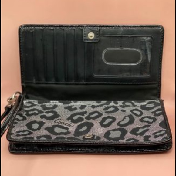 Black and Silver Cheetah print Coach Wristlet - Picture 2 of 3